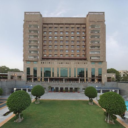 ホテル ジェイピー バサント コンチネンタル ニューデリー エクステリア 写真 The Leela Palace, New Delhi